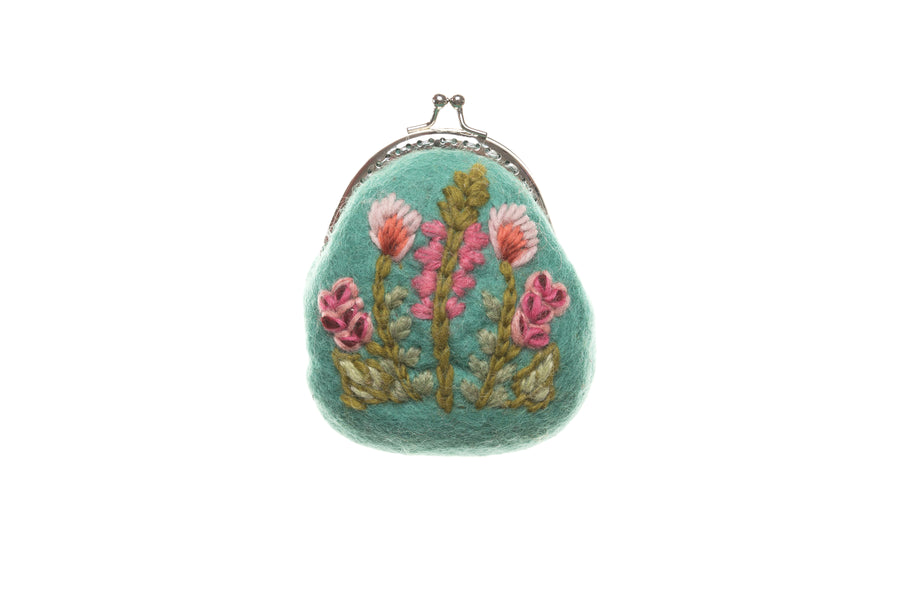 Meadow Clasp Pouch - French Knot
