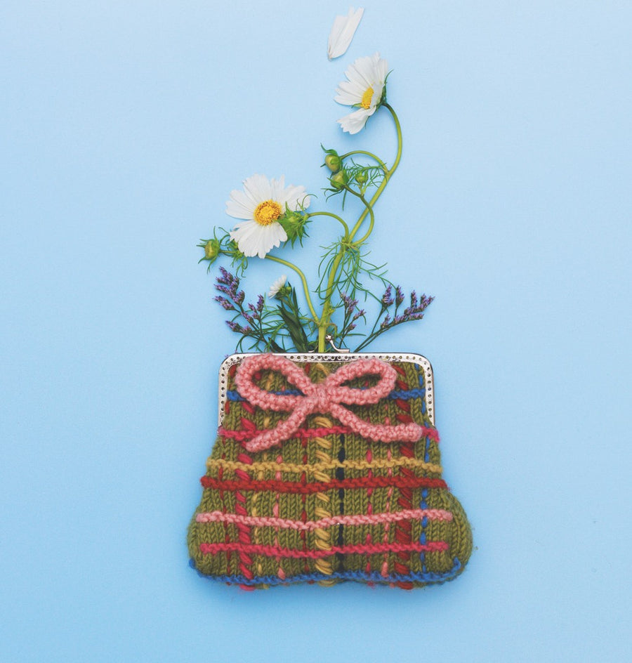 Plaid Clasp Pouch
