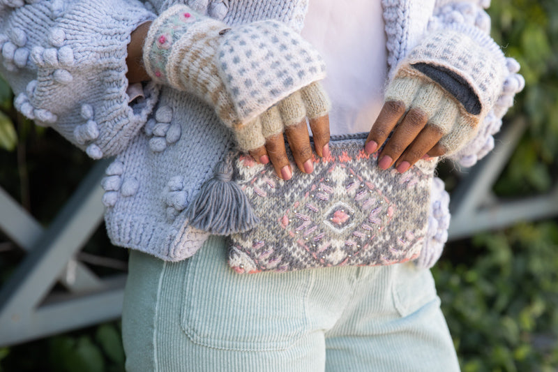 Cozy Ethnic Pouch - French Knot